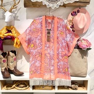 Beautiful fringe floral boho open front cover up w resort vacay beach vibe